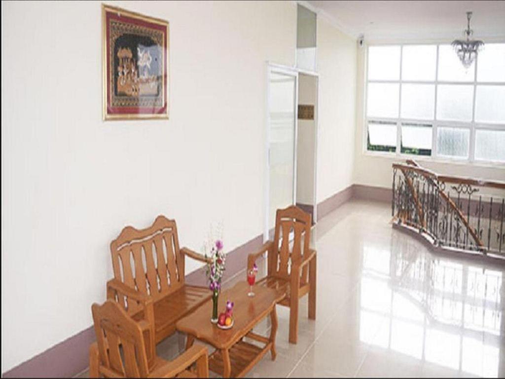 Diamond Crown Hotel Tawè Zewnętrze zdjęcie