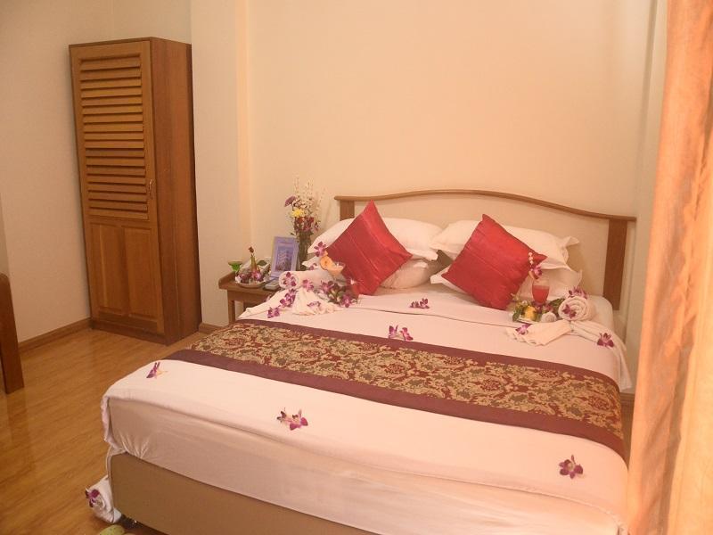 Diamond Crown Hotel Tawè Zewnętrze zdjęcie