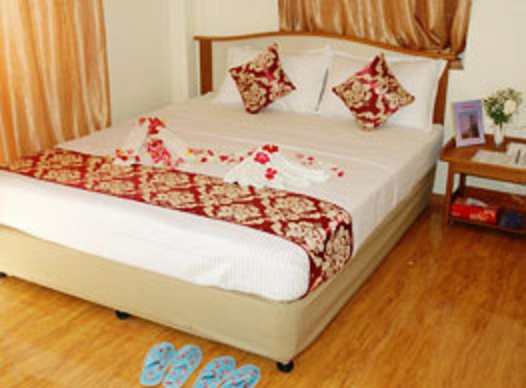 Diamond Crown Hotel Tawè Zewnętrze zdjęcie